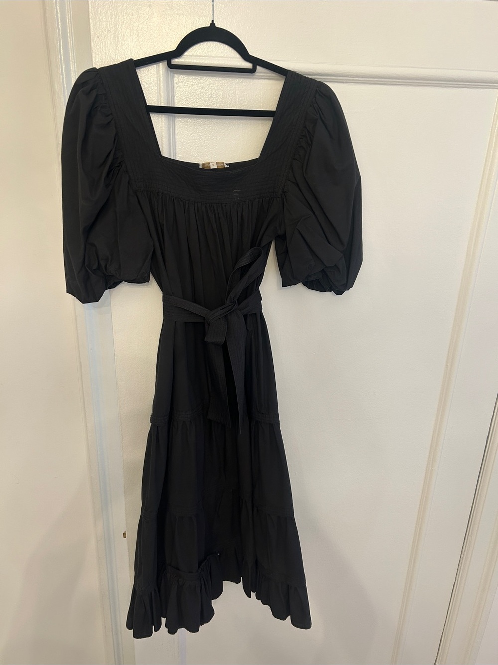Women's Black Puff-Sleeve Midi Dress with Waist Tie